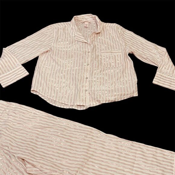 Victoria’s Secret Metallic Striped Long Sleeve And Pants Pajama Set Pink White L - Picture 2 of 10